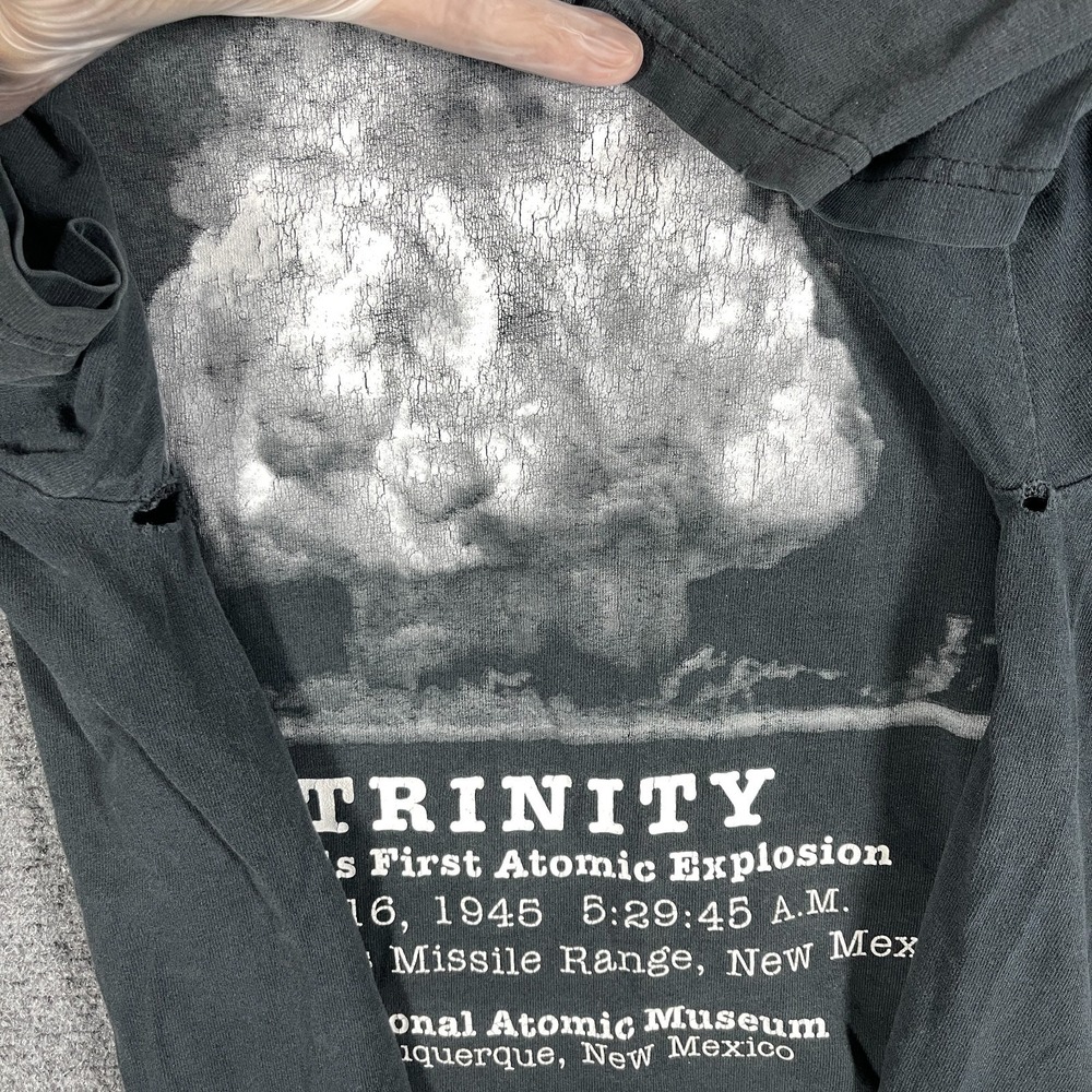 Vintage Y2K TRINITY World's First Atomic Explosion Faded Tshirt Large #3346 - Picture 8 of 10